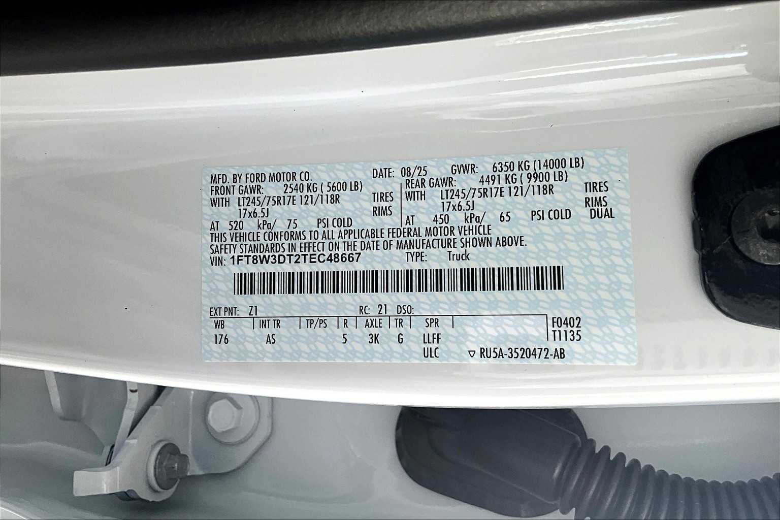 New 2026 Oxford White Ford XL image 16