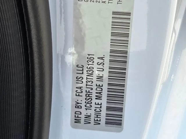New 2026 Bright White Clear-Coat Exterior Paint RAM Laramie image 32