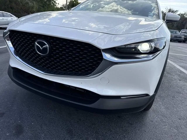 Certified Used 2025 White Mazda 2.5 S image 11
