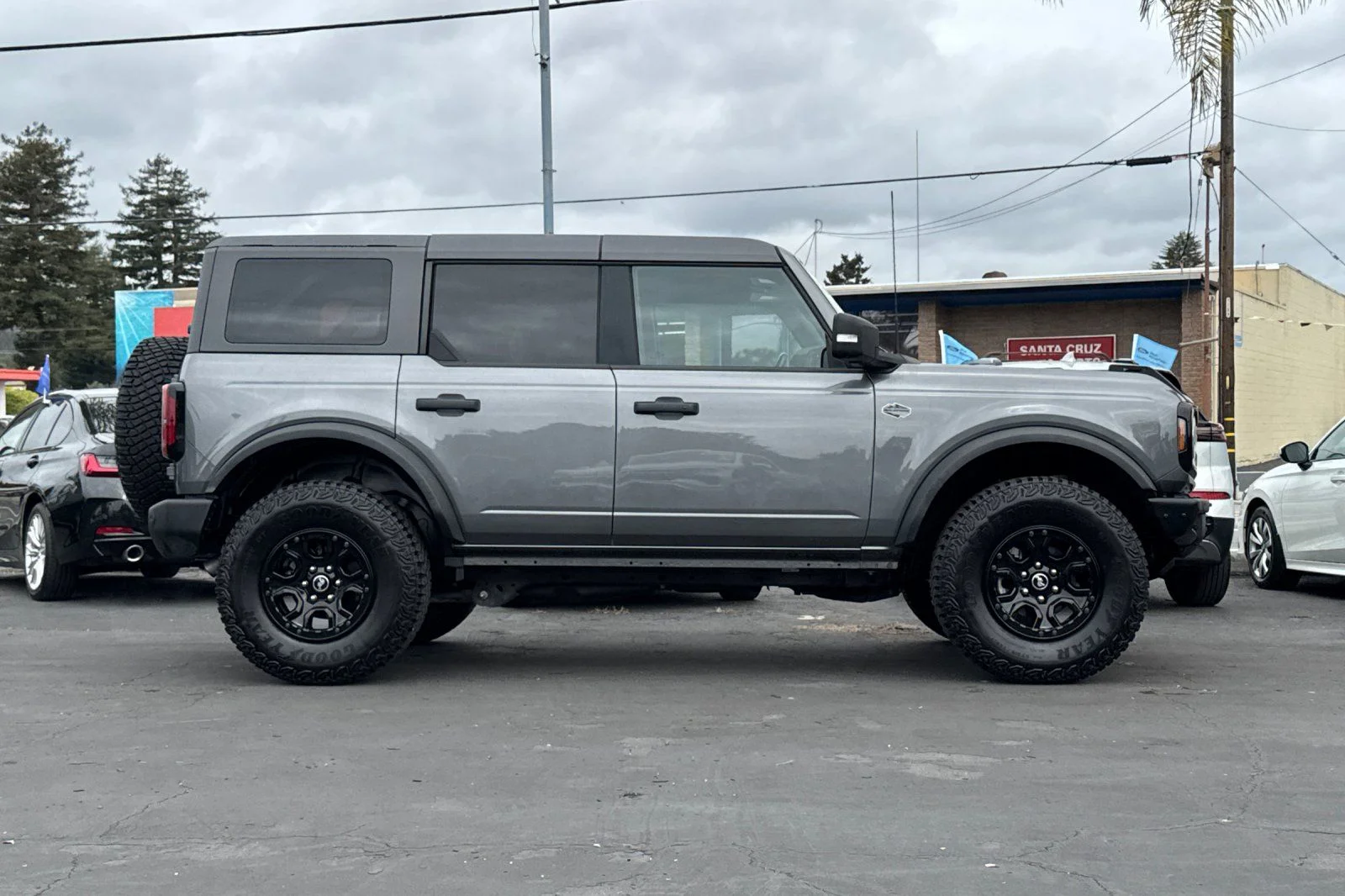 Certified Used 2024 Gray Metallic Ford Wildtrak image 27