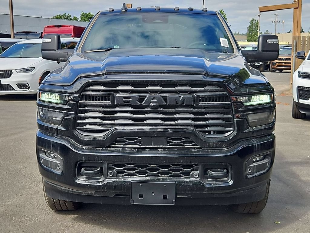 New 2026 Diamond Black Crystal Pearl-Coat Exterior Paint RAM Big Horn image 2