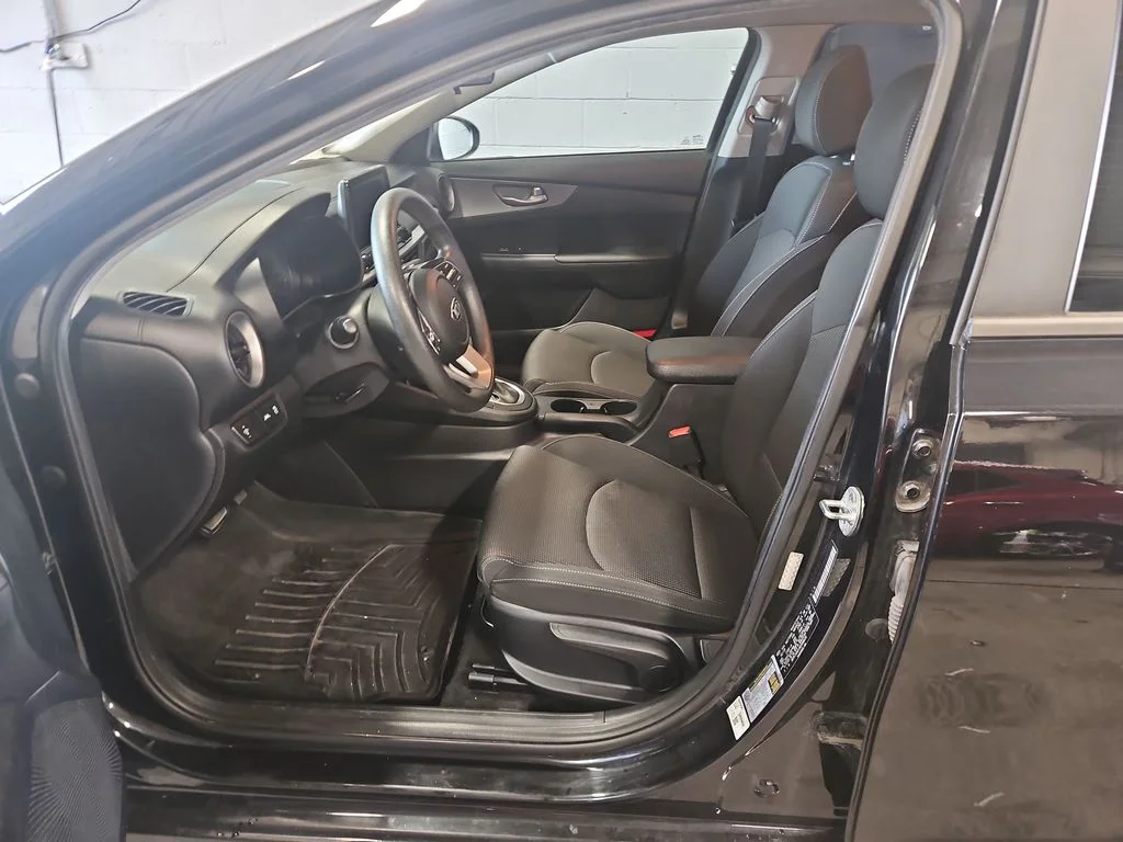 Used 2019 Black Kia LXS image 15