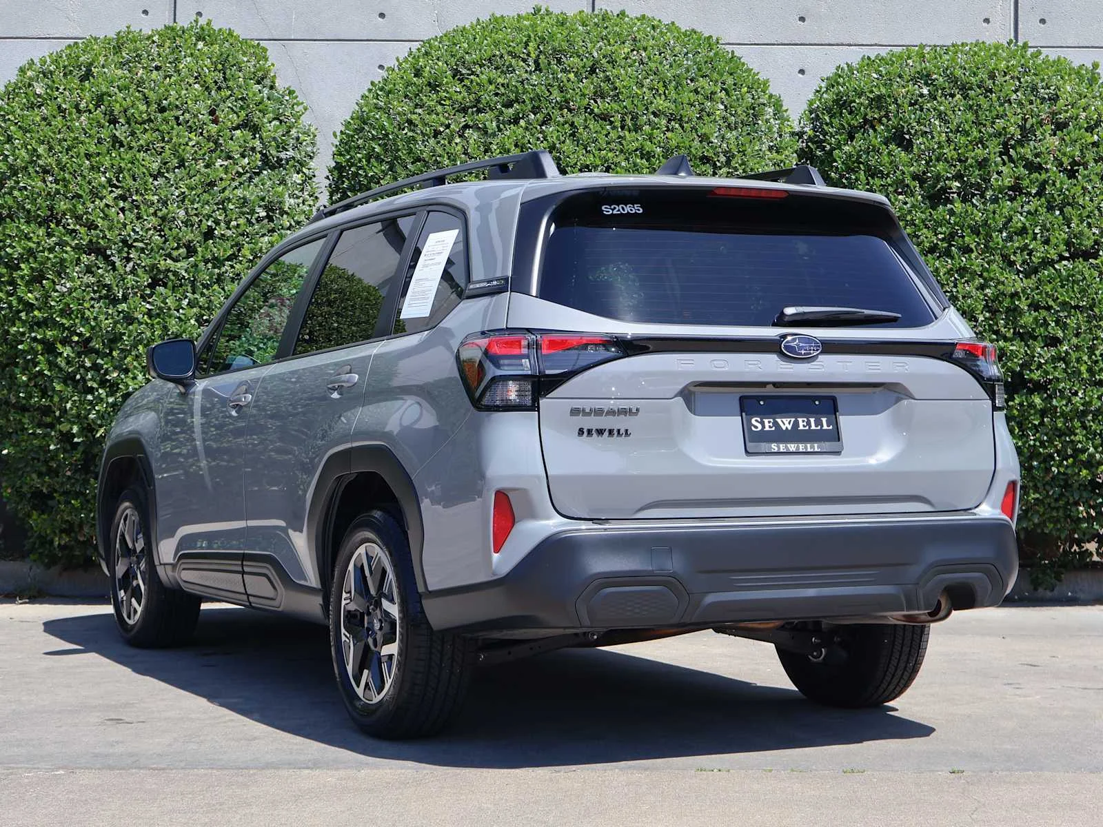 Certified Used 2026 River Rock Pearl Subaru Premium image 10