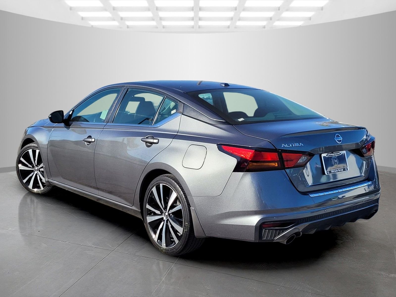2022 Nissan Altima 2.5 SR photo 4
