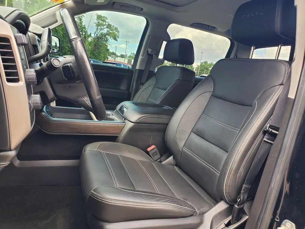 Used 2018 Black GMC Denali image 8