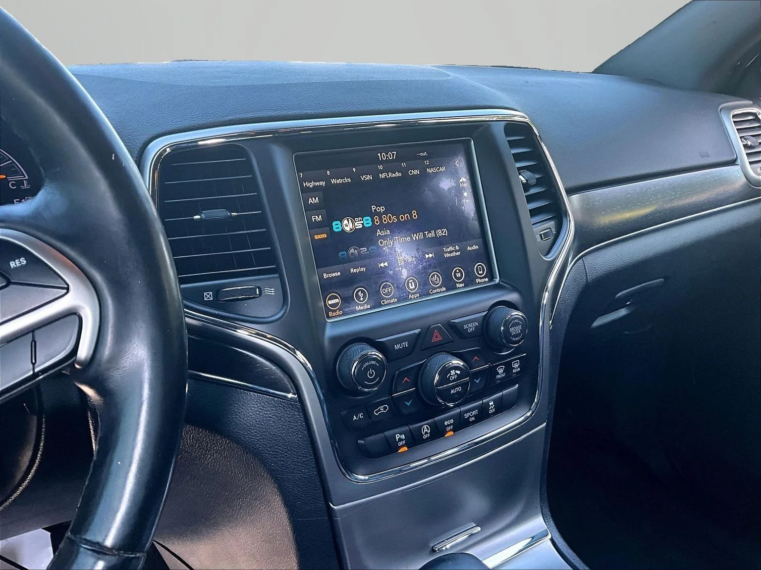 Used 2018 Black Jeep Limited image 7