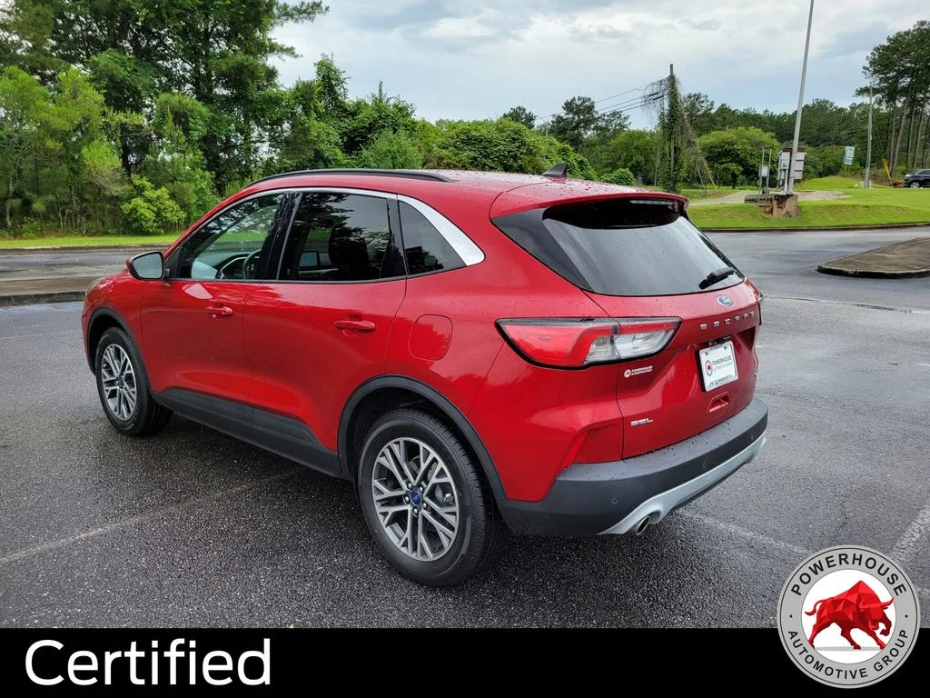Used 2020 Red Ford SEL image 4