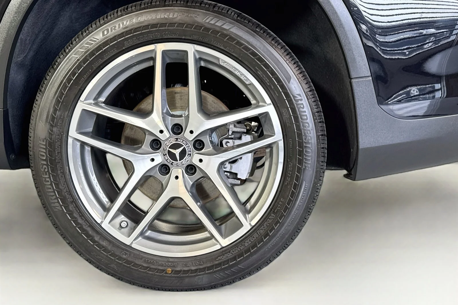 Used 2019 Black Mercedes-Benz GLC 300 image 30