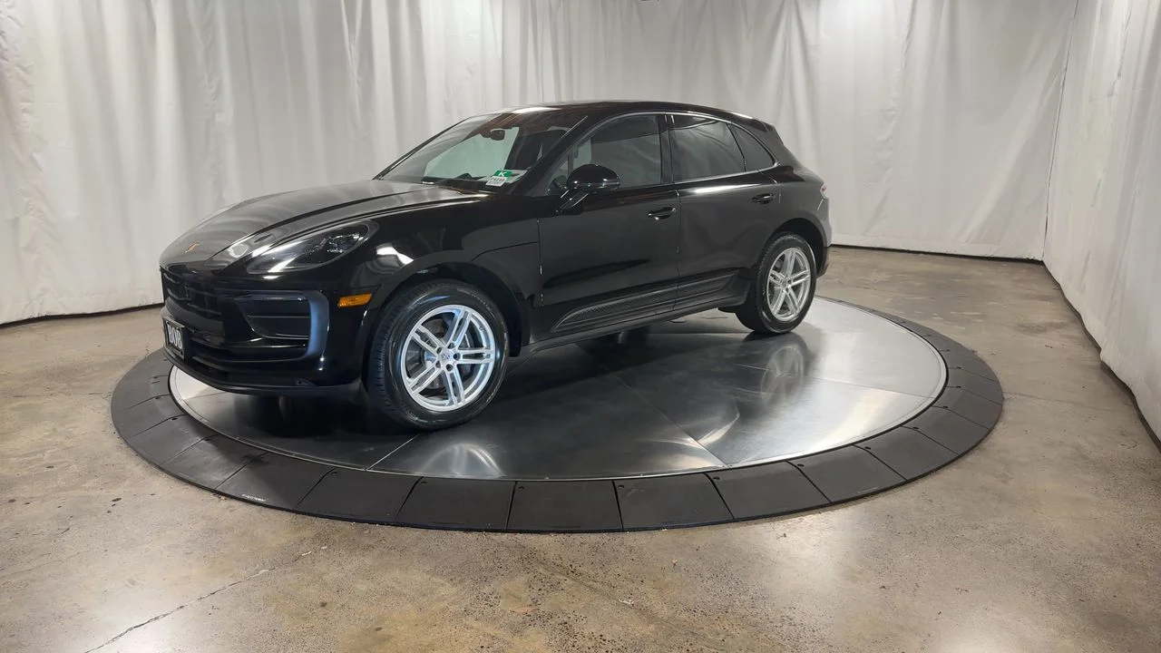 2024 Porsche Macan Base - Photo 10