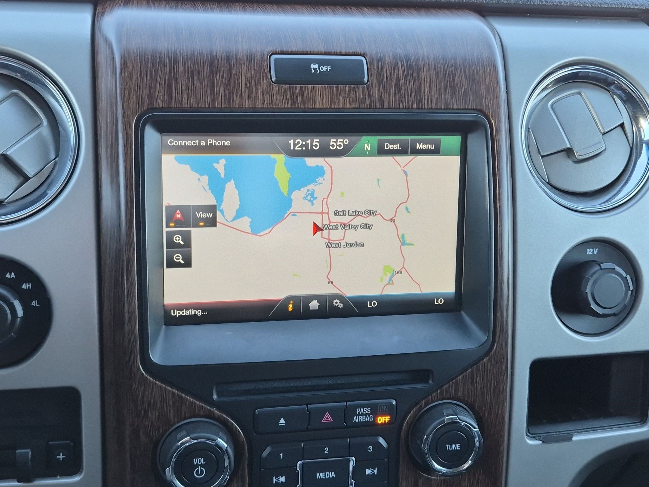 Used 2013 White Ford XL image 25