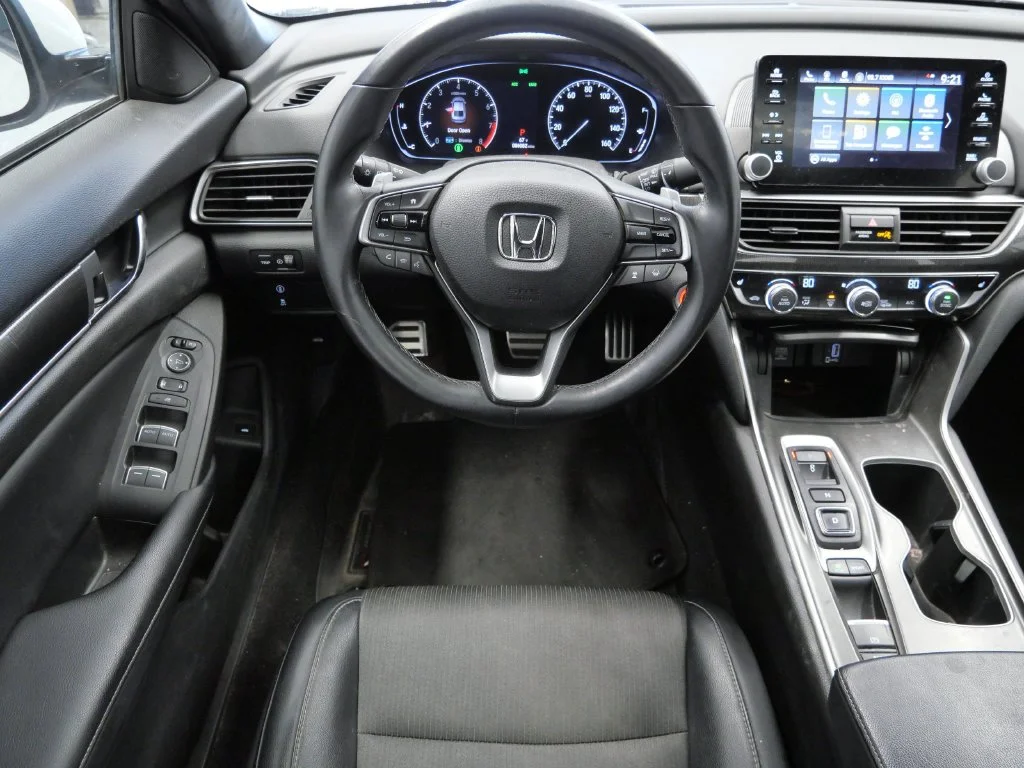 Used 2018 White Honda Sport 2.0T image 18