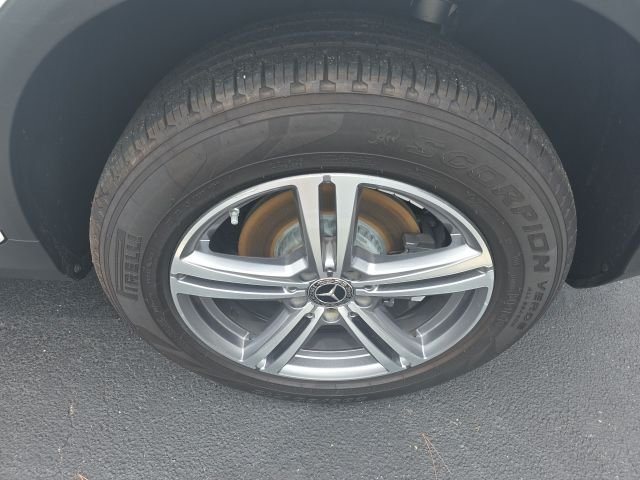 2022 Mercedes-Benz GLC GLC300 - Photo 10
