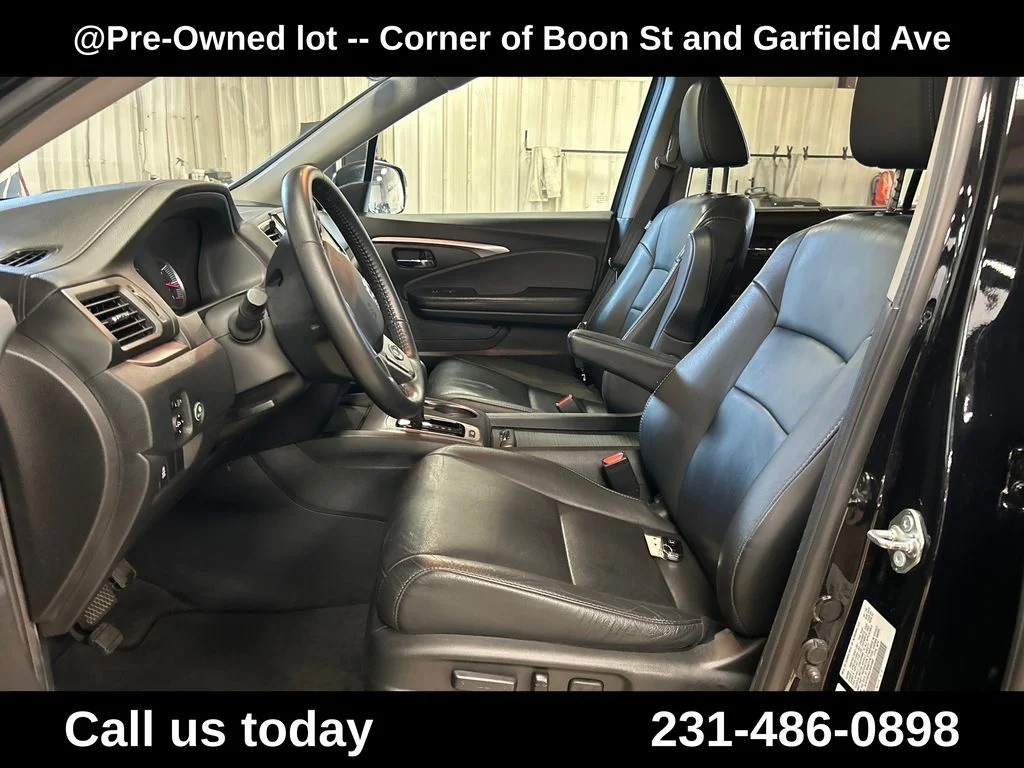 Used 2020  Honda EX-L image 13
