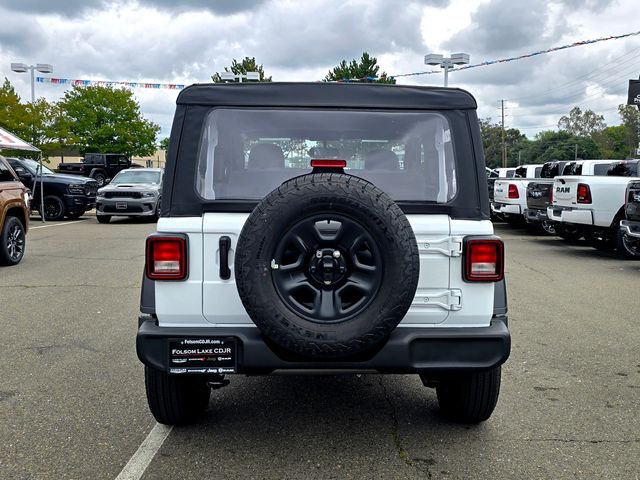 New 2026 Bright White Clear-Coat Exterior Paint Jeep Sport image 5