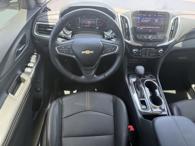 Used 2022 Iron Gray Metallic Chevrolet Premier image 17