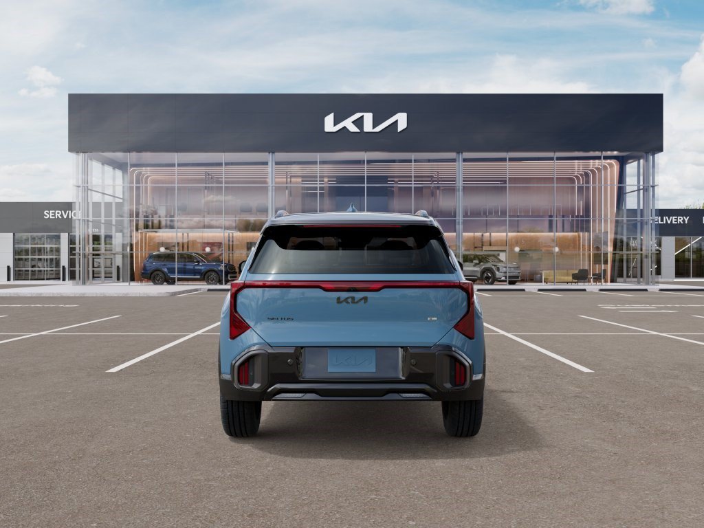 New 2027 Frost Blue / Black Roof Kia X-Line S image 5