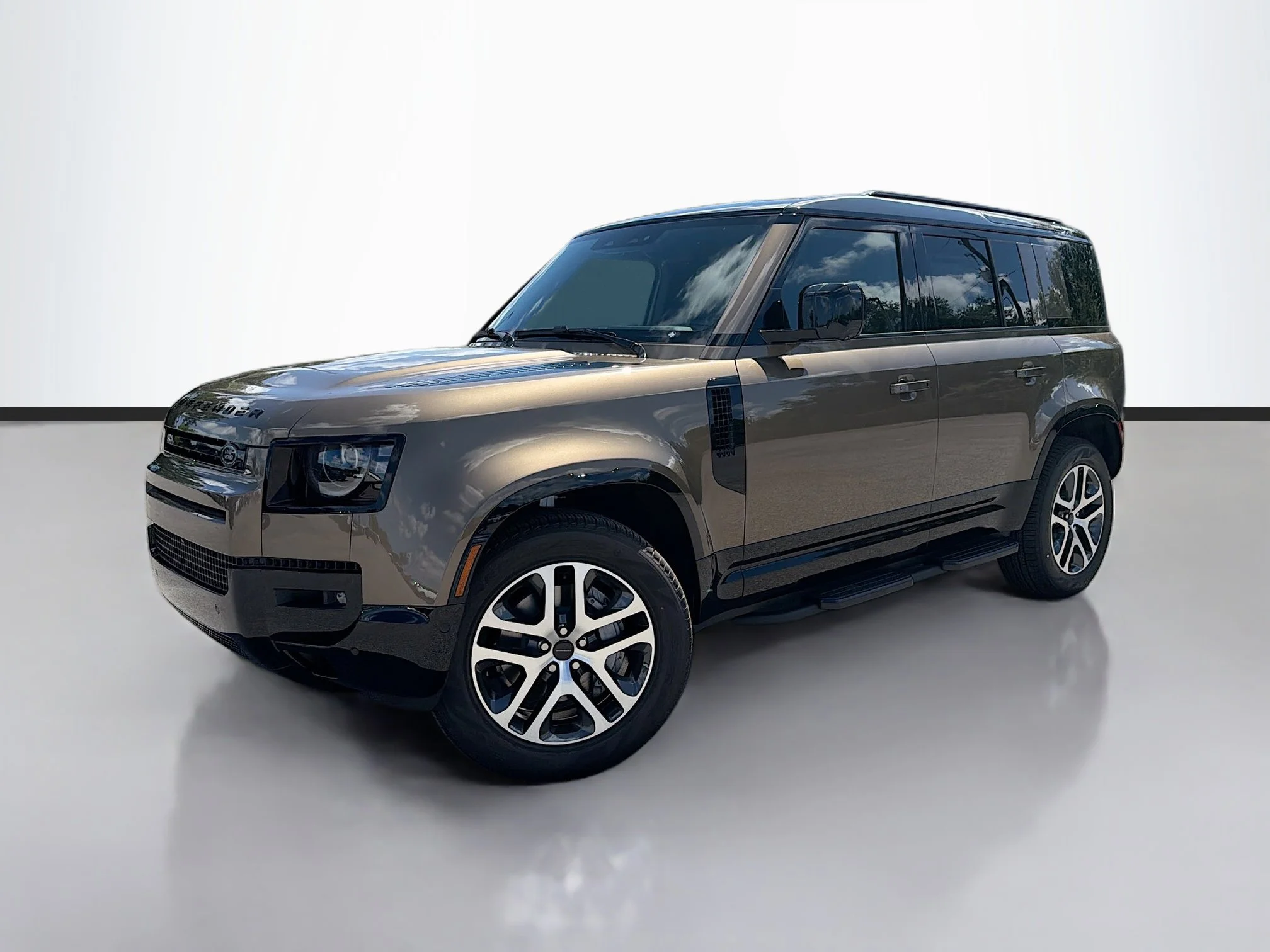2026 Land Rover Defender 110 X-Dynamic SE P400's photo