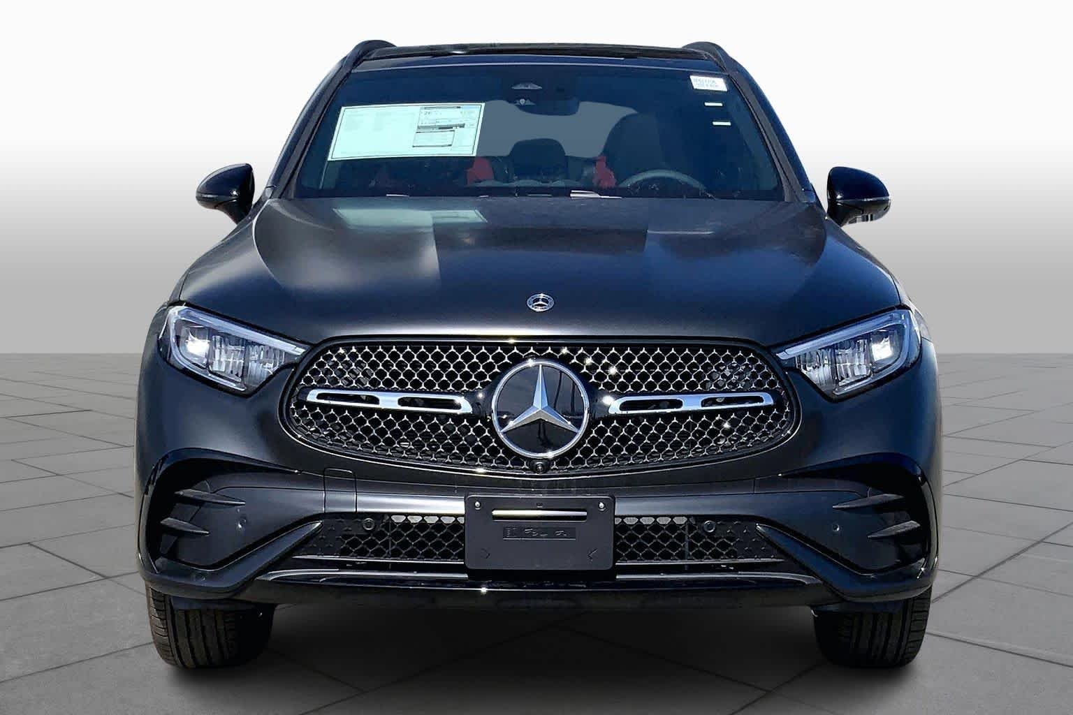 New 2026 MANUFAKTUR exclusive graphite grey magno Mercedes-Benz GLC 300 image 3