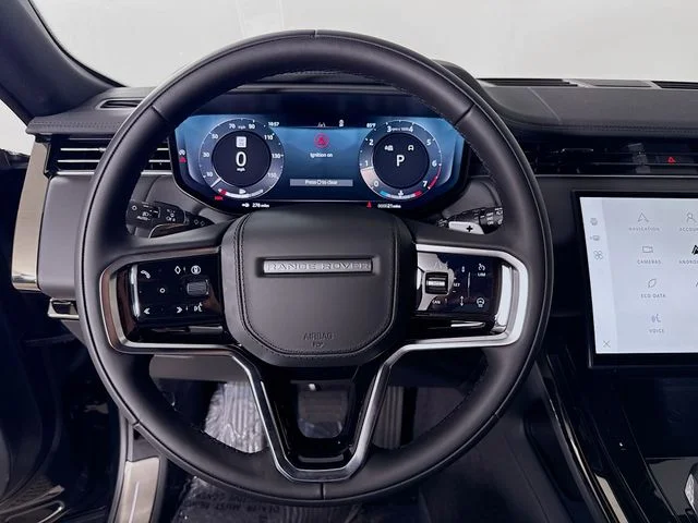 Used 2025 Black Land Rover S image 12