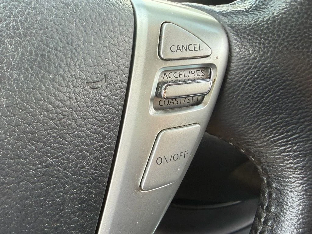 Used 2014 Metallic Peacock Nissan SV image 26