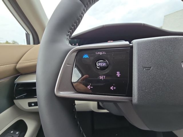 New 2026 Everest White Pearl TriCoat Nissan Platinum image 11
