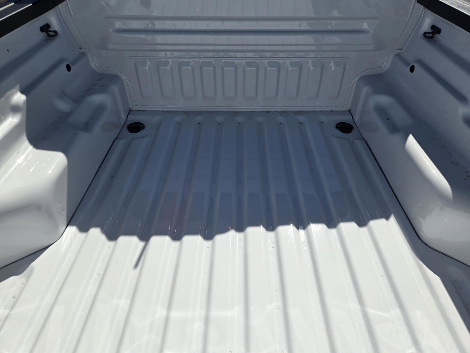 New 2026 Oxford White Ford XLT image 12