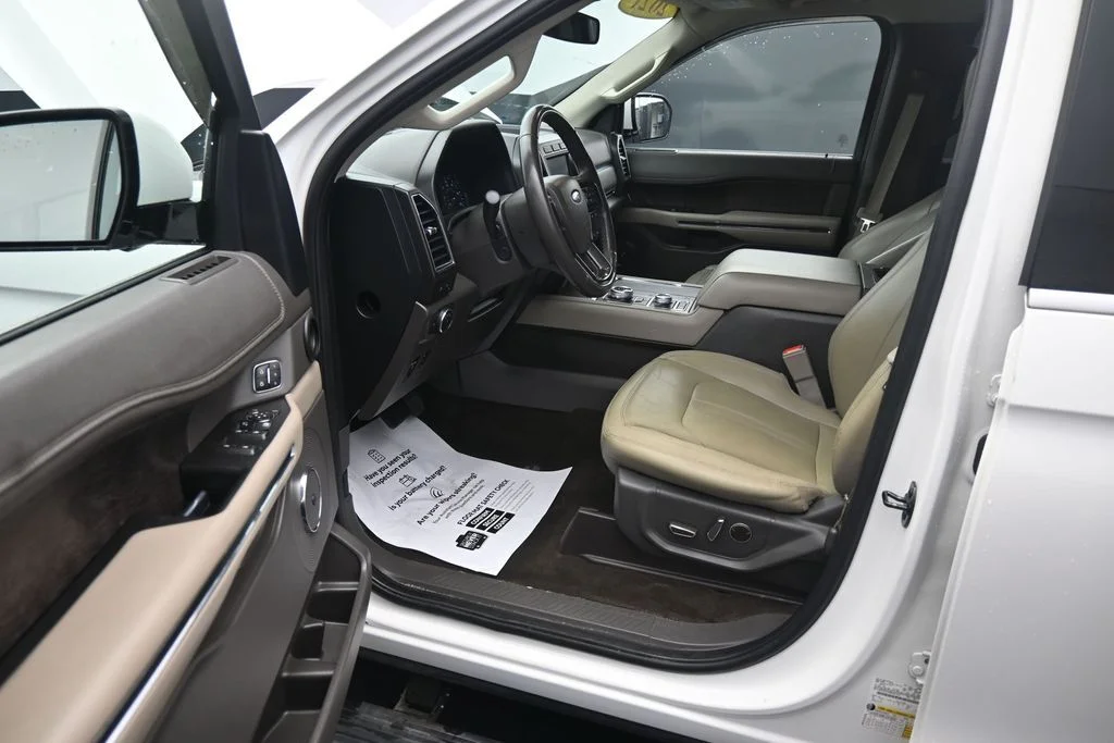 Used 2021 White Ford Limited image 15