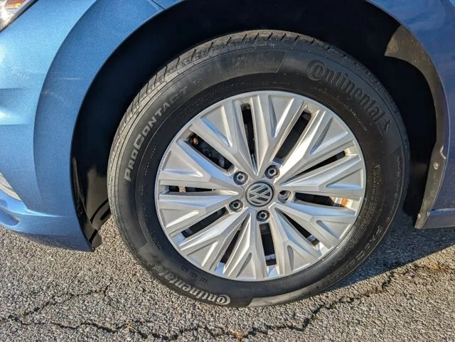 Used 2019 Blue Volkswagen 1.4T S image 26