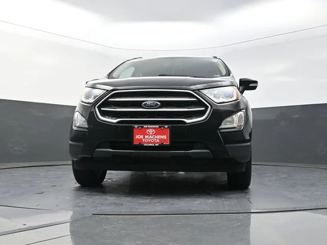 Used 2020 Black Ford SE image 32