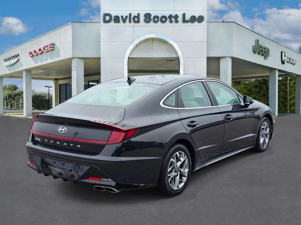 Used 2023 Blue Hyundai SEL image 7