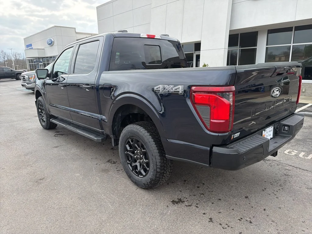 New 2026 Antimatter Blue Metallic Ford XLT image 3