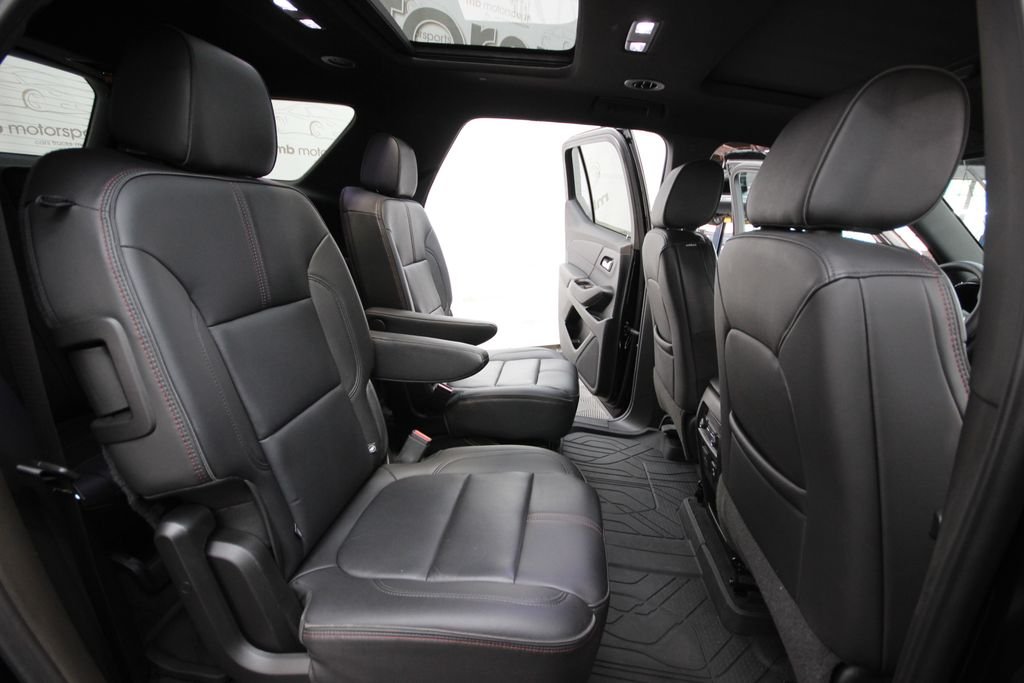 Used 2023 Black Chevrolet RS image 31