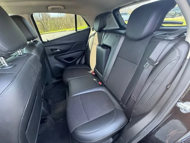 Used 2022 Ebony Twilight Metallic Buick Preferred image 12