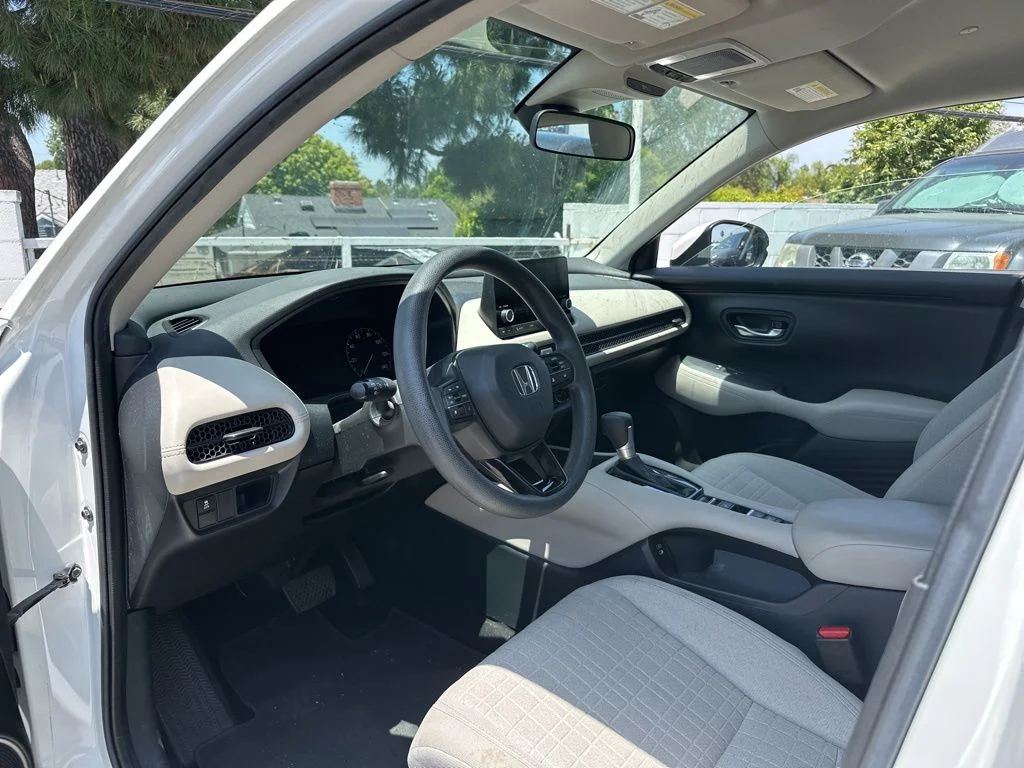 Used 2024 White Honda LX image 7