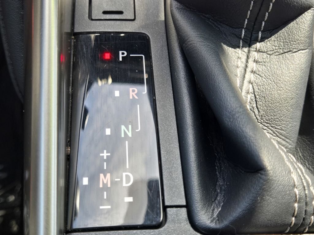 Used 2019 Atomic Silver Lexus Base image 19