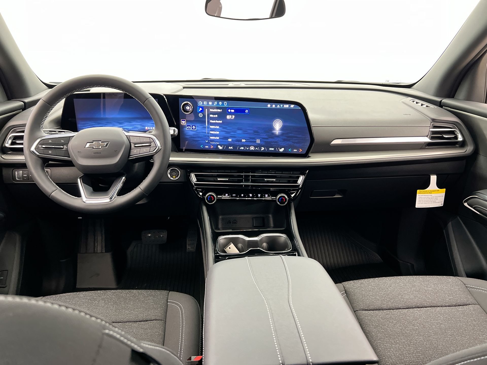 New 2026 Summit White Chevrolet LT image 77