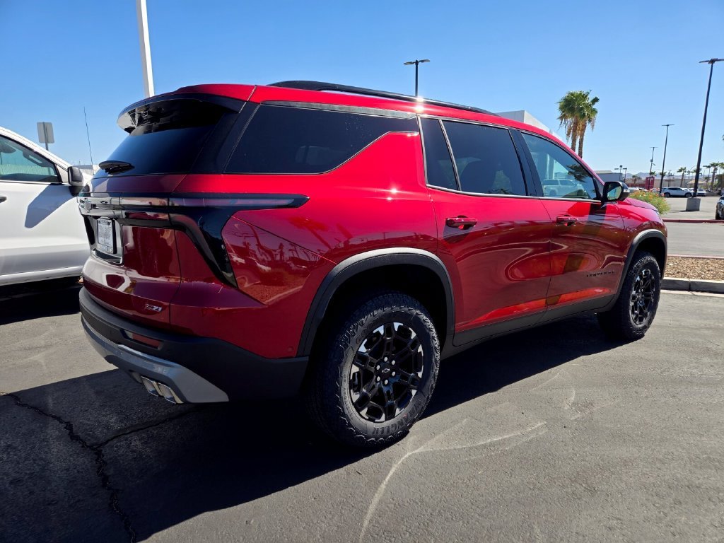 2027 Chevrolet Traverse Z71 - Photo 6