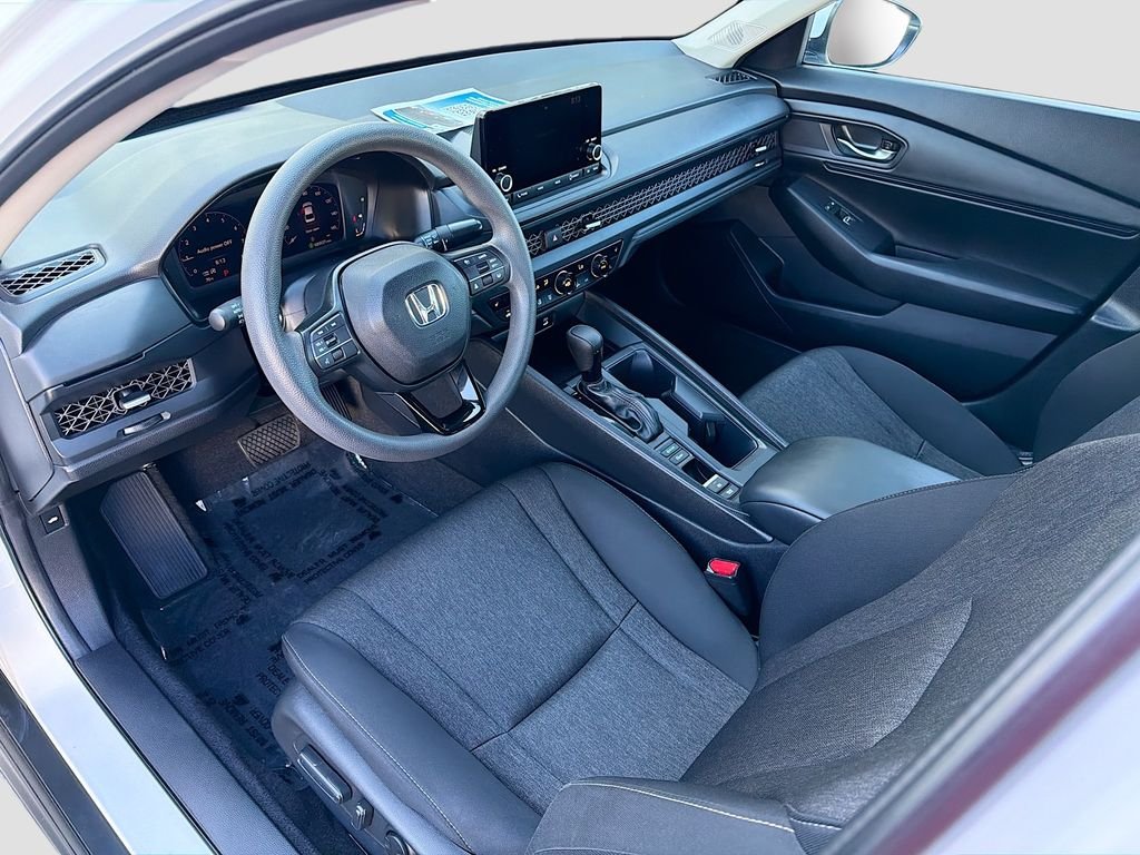 2024 Honda Accord EX - Photo 9