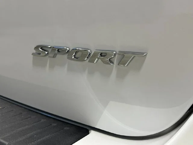 New 2027 Platinum White Pearl Honda Sport-L image 7