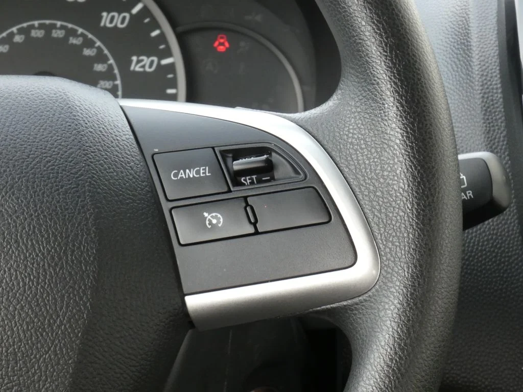 Used 2024 Gray Mitsubishi  image 12