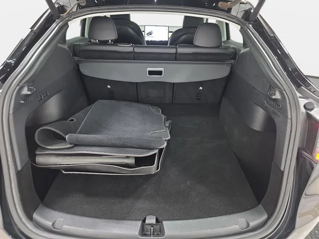 Used 2021 Black Tesla Long Range image 33