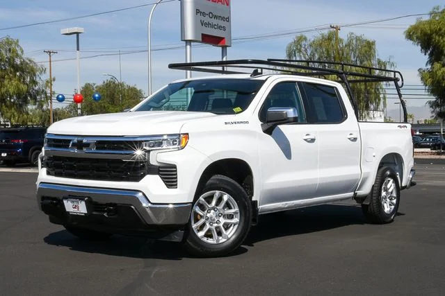 Used 2022 White Chevrolet LT image 1