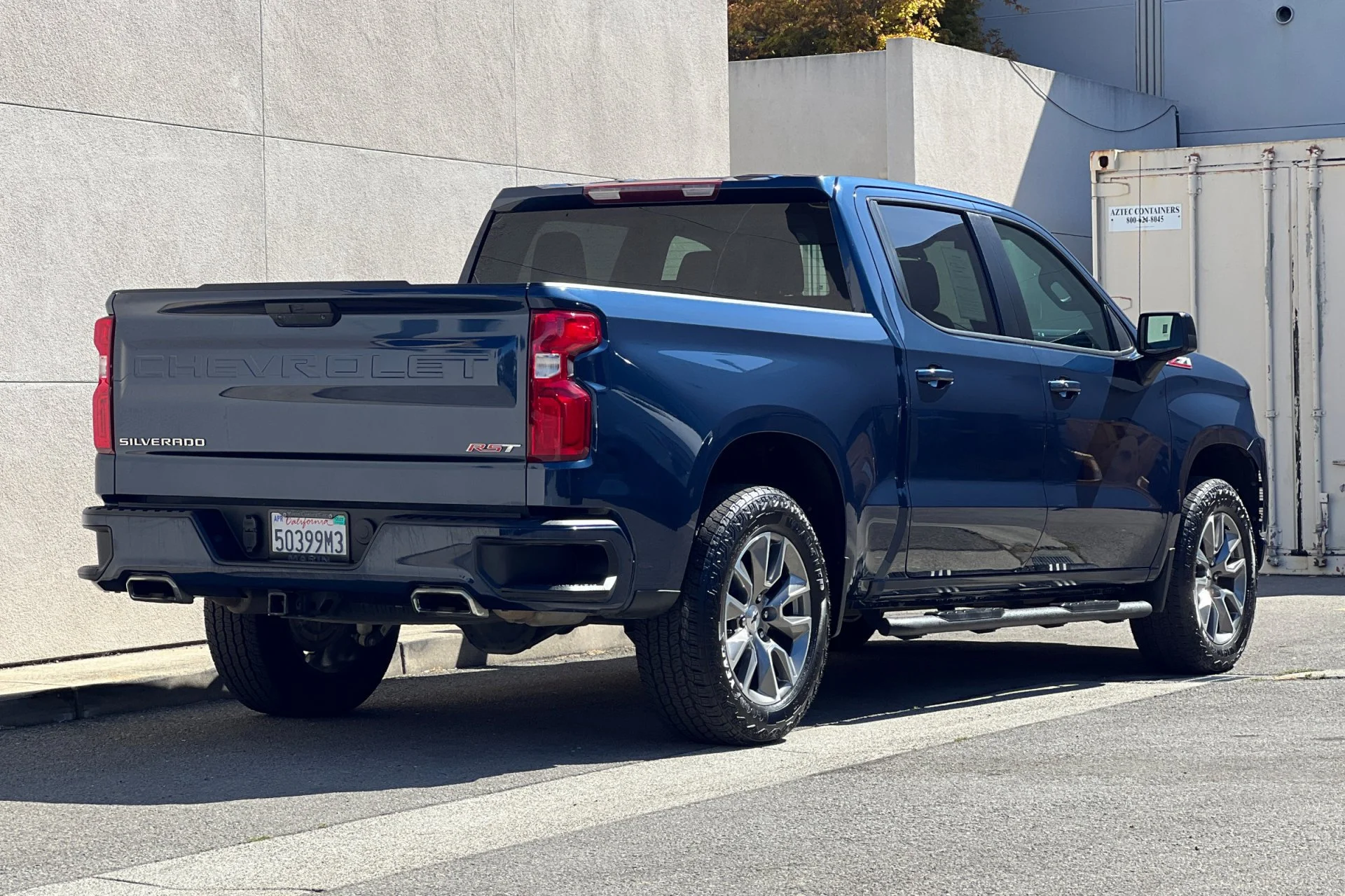 Used 2022 Blue Chevrolet RST image 2
