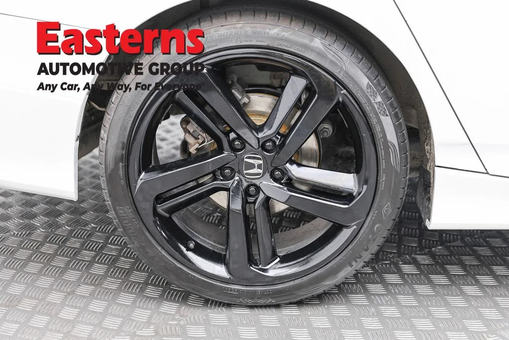 Used 2018 White Honda Sport image 25
