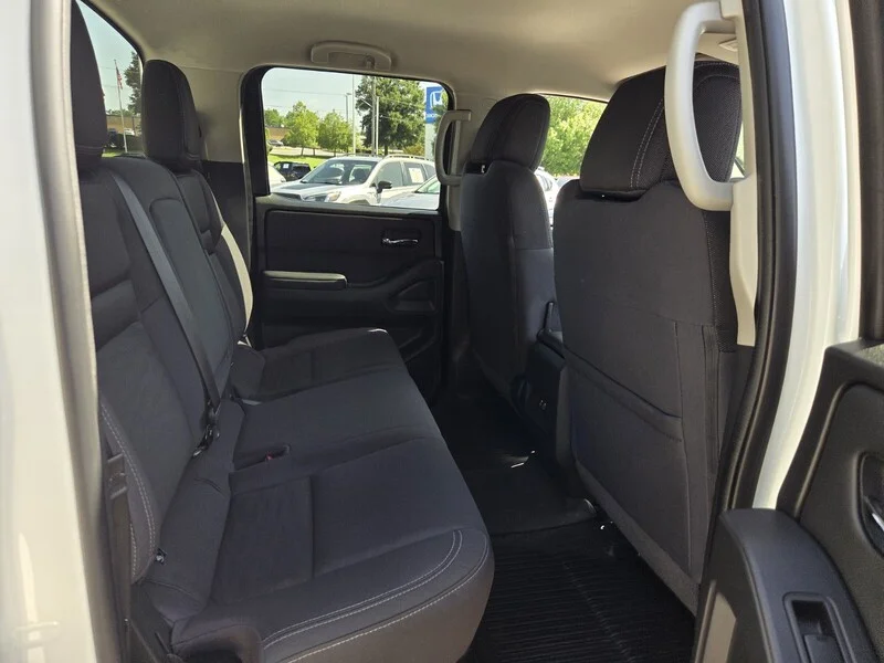 Used 2023 Glacier White NISSAN SV image 15