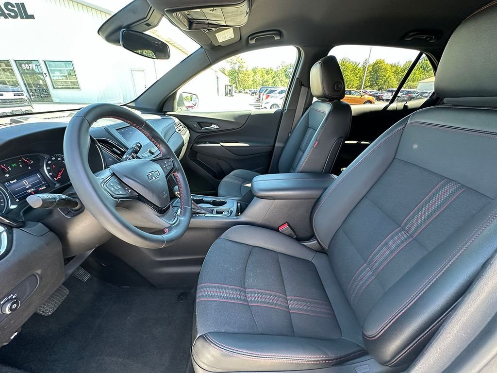 Used 2024 White Chevrolet RS image 3