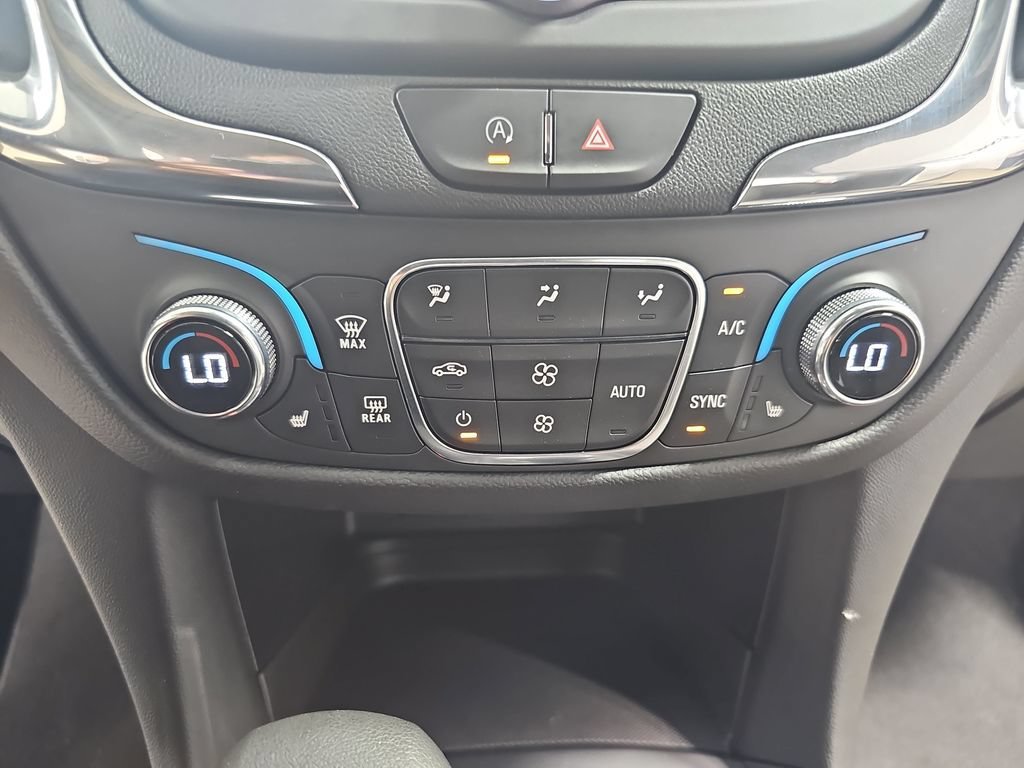 Used 2023 Iridescent Pearl Tricoat Chevrolet LT image 28