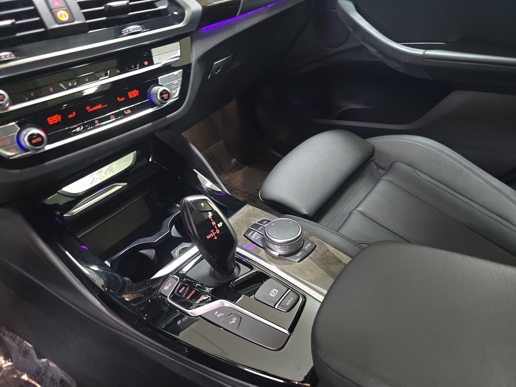 Used 2020 Glacier Silver Metallic BMW xDrive30i image 26