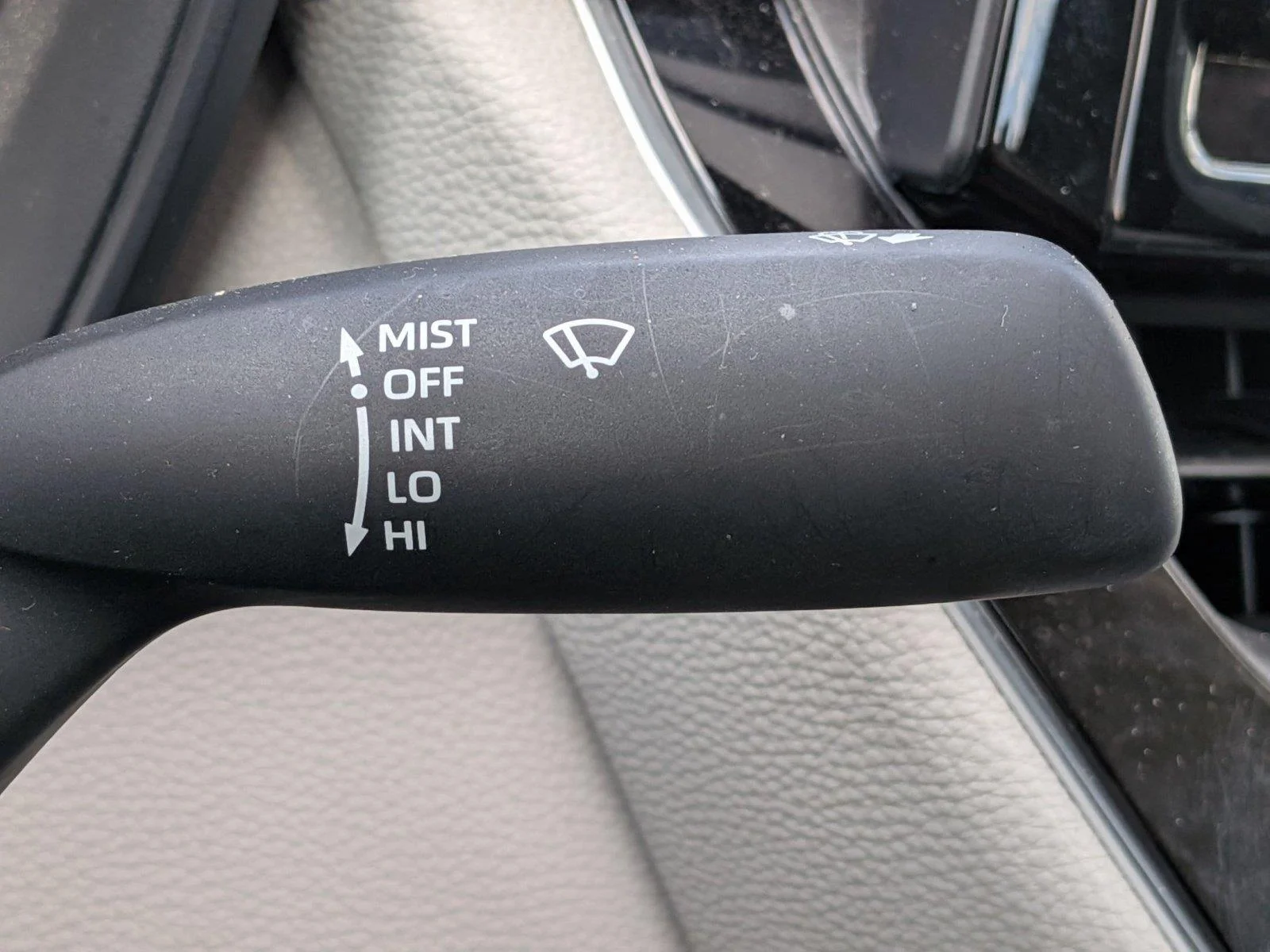 Used 2025 Celestite Toyota LE image 20