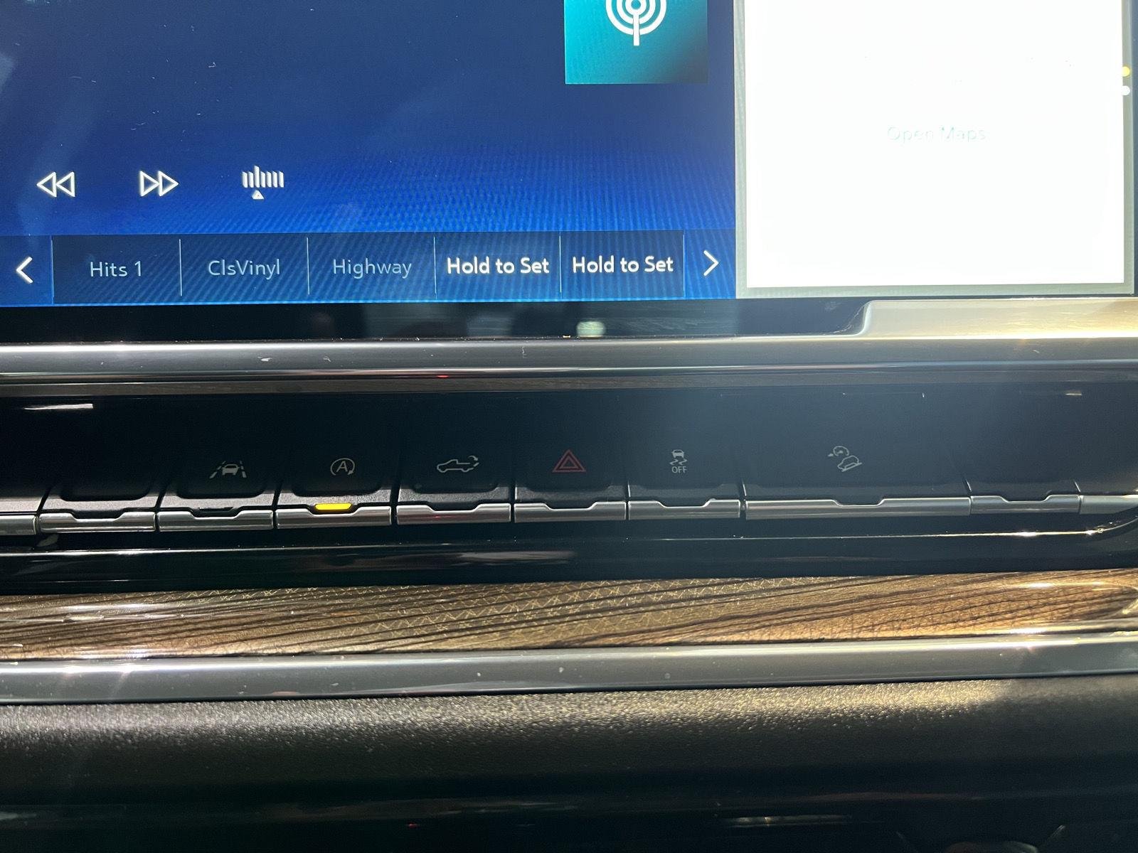 Used 2023 Northsky Blue Metallic Chevrolet LT image 27